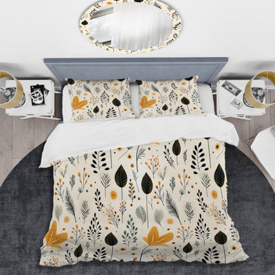 Chic Noir Floral Fusion I Floral Duvet Cover