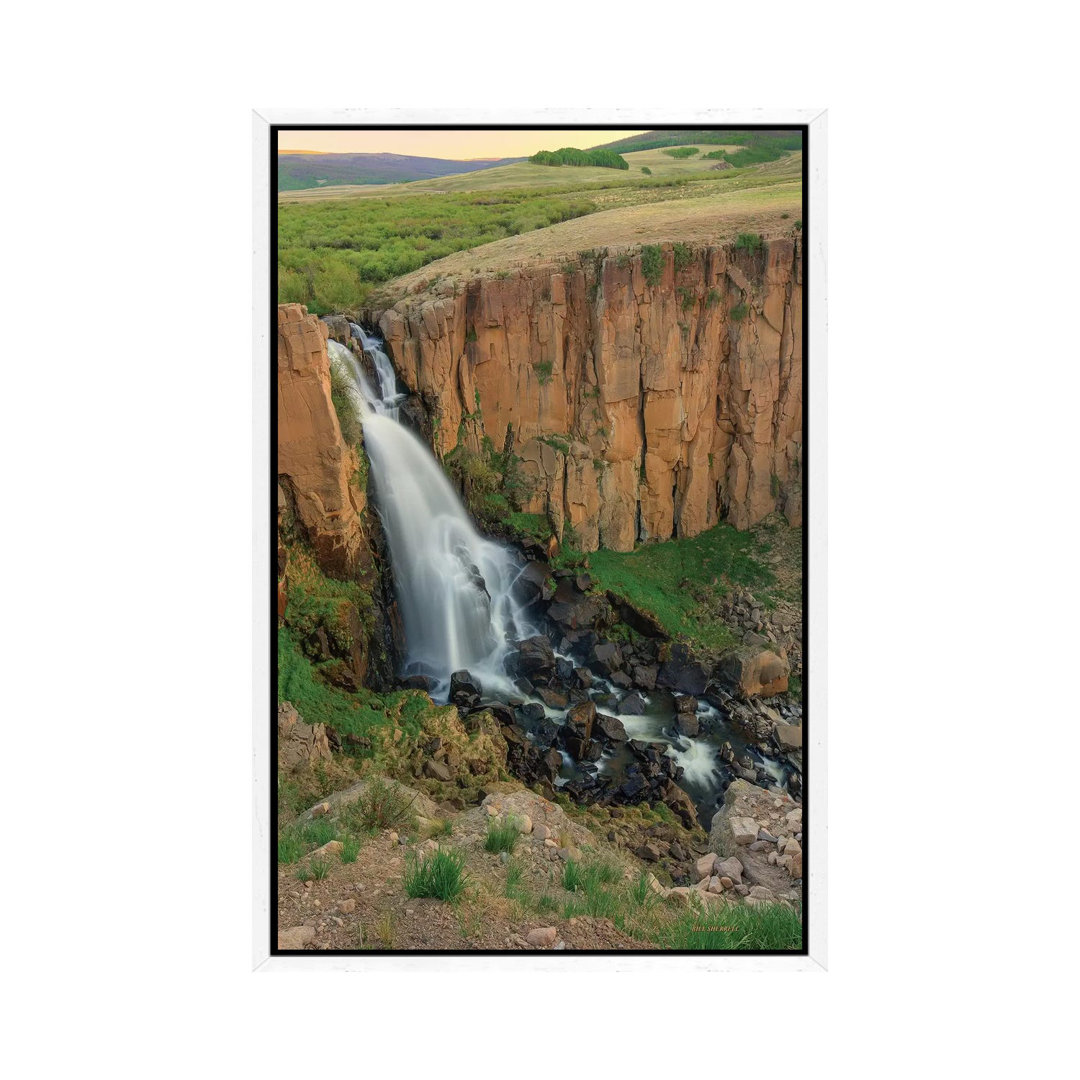 North Clear Creek Falls von Bill Sherrell - Galerie-verpackte Leinwand Giclée