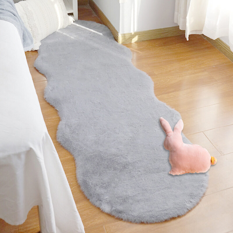 Khyrie Solid Color Machine Woven Shag Faux Fur Area Rug in Light Gray, Novelty  2' x 6'