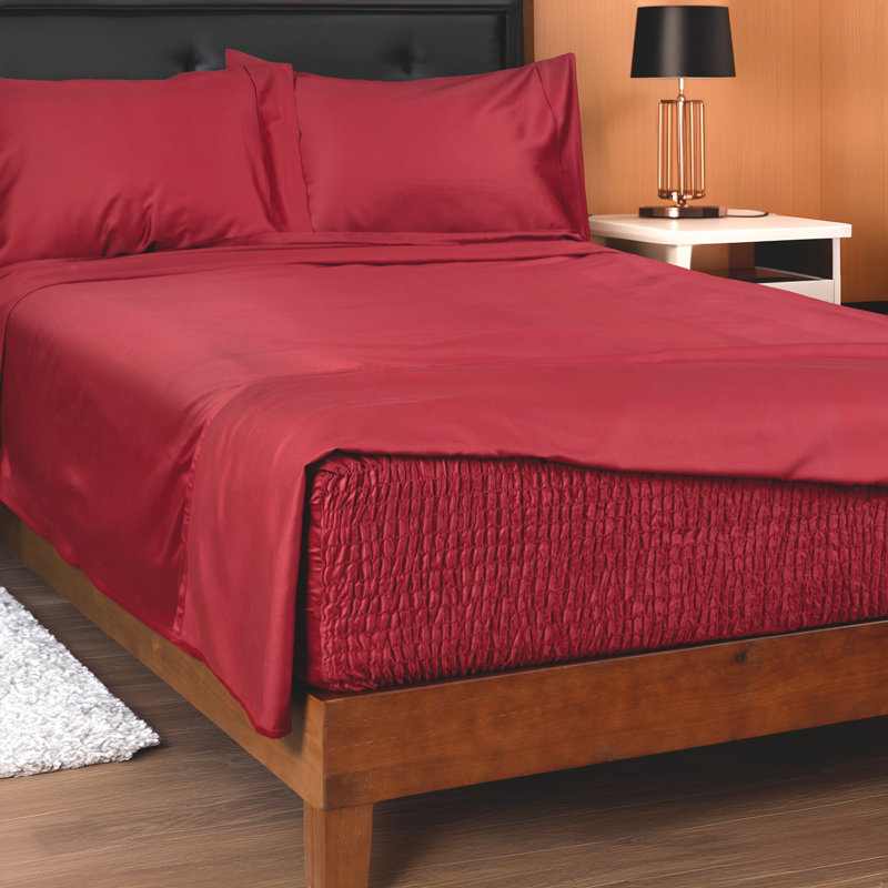 Anti-Wrinkle Soft Microfiber BedTite Tight Grip Sheet Set, Queen Sheet Set with 2 Pillowcases, Burgundy