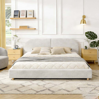 Tête de lit courbée de style moderne et minimaliste avec pieds incurvés et pieds robustes