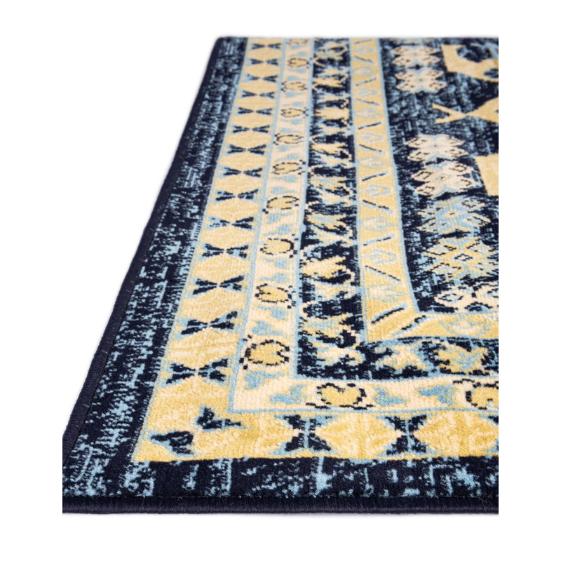 Eesi Geometric Indoor Rug, Rectangle 2'2" x 3'1"