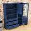 Garde-manger en bois avec tablettes de rangement, tiroirs et portes-467515557
