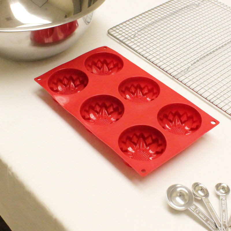Thunder Group Inc. 6 Cup Non-Stick Silicone Mould with Lid