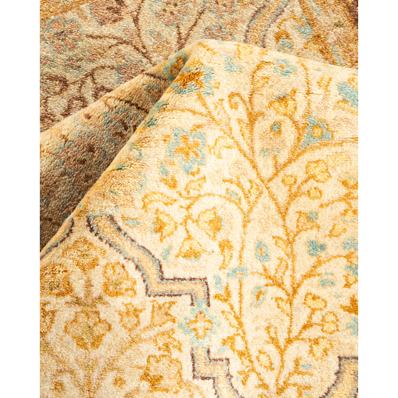 Classic One-of-a-Kind 3' 3" X 4' 9" Hand Knotted Area Rug
