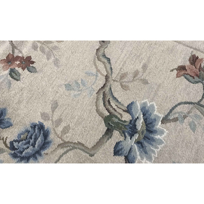 Hand-Knotted High-Quality Beige Area Rug