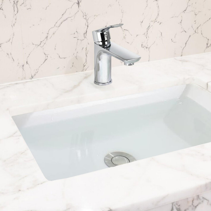 Single Handle Brass Bathroom Sink Faucet