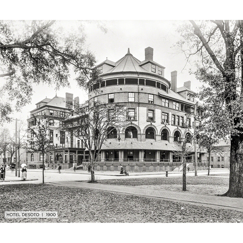 Hotel Desoto, Historic Savannah - reproduction de photo sur toile tendue, H 30 po x l 40 po x 1,5 po