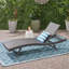 Chaise longue de patio en osier