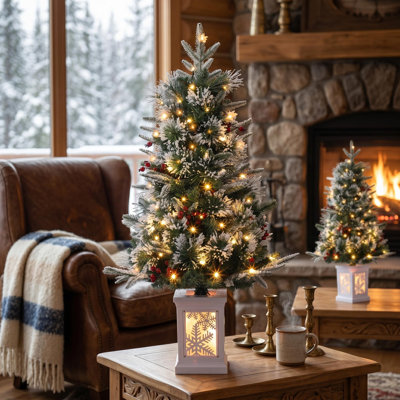 Arbre de Noël artificiel enneigé 3 pi avec 78 lumières à fibre optique et boîte flocon de neige (ensemble de 2)