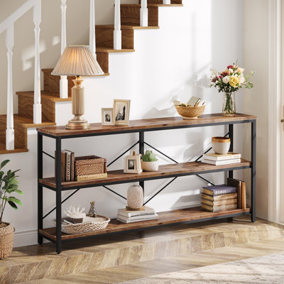 Table console Ã  trois niveaux avec structure en mÃ©tal
