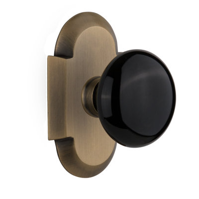 Plaque Cottage avec bouton de porte en porcelaine noire
