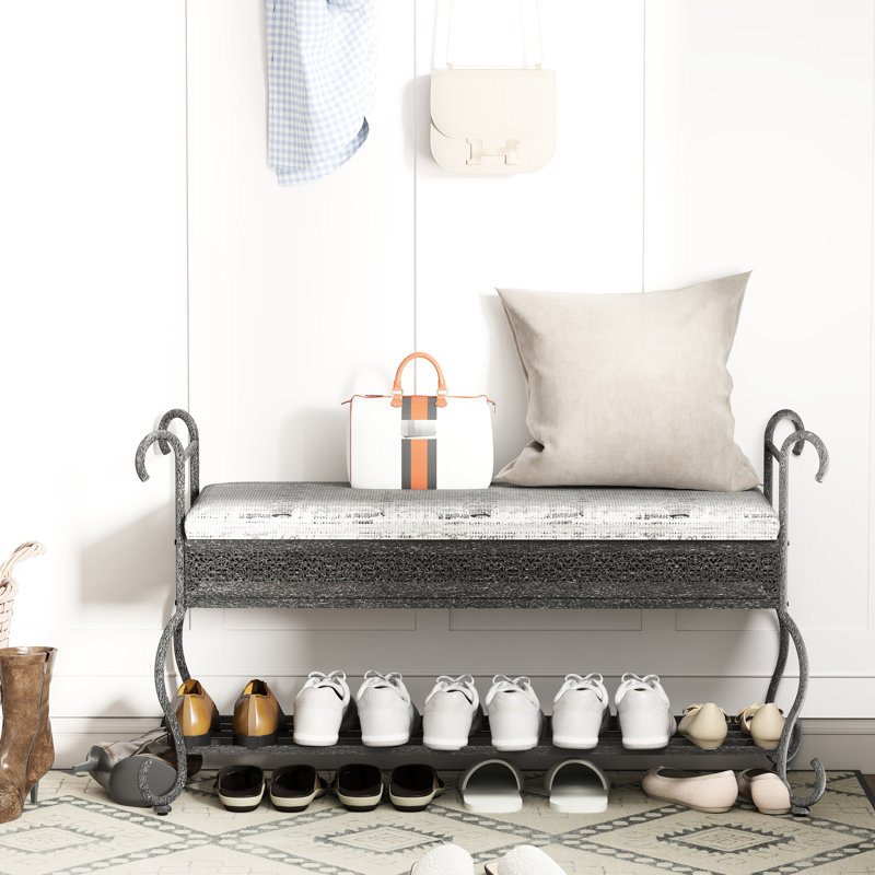 Banc avec marchepied rembourré, accents argentés, siège en métal, rangement pour tablette, banc de construction rectangulaire pour entrée, revêtement noir, structure, tablette inférieure ouverte, utilisation polyvalente, profondeur 45,67 po, profondeur 20,15 po