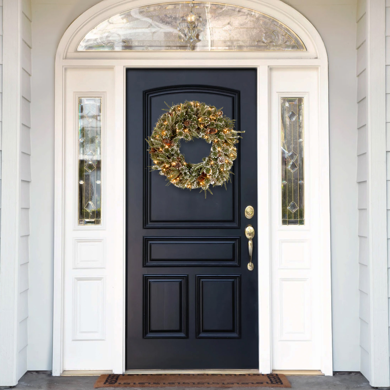 24" Frosted Pre-Lit Wreath