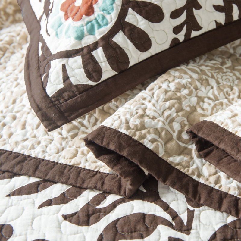 Rebecca Cream Brown Terracotta Paisley Pattern Cotton Western Southwestern Farmhouse Quilt Set, Twin Quilt + 1 Sham