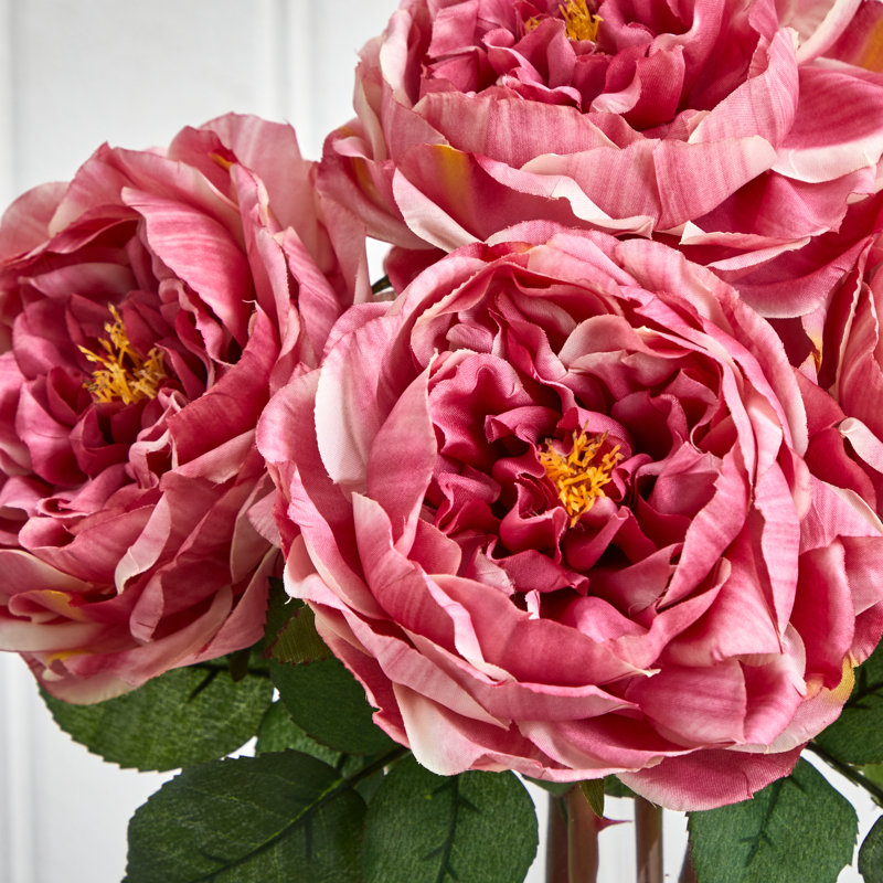 Pièce maîtresse à roses fantaisie en vase, Rose