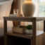 Table de chevet Pemy, 1 tiroir Reeded, tablette ouverte, ports USB, brun