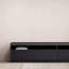 Meuble télé noir moderne de style minimaliste