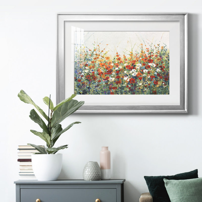 «Garden In Bloom I», toile encadrée de qualité supérieure - prête à être accrochée, H 30,5 po x l 42,5 po x P 1 po, Blanc
