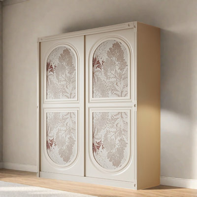 Simple Fashionable And Elegant Wardrobe