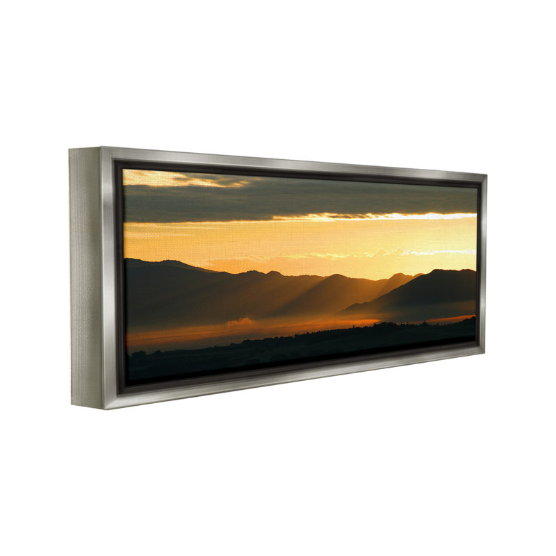 «Sun Rays Over Mountains Floater Frame» par Noah Bay sur, Cadre flottant gris lustré, H 11 po x l 25 po