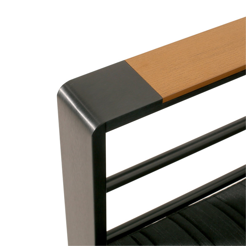 Ensemble de bras en V en forme de V: 2 canapés, 1 coin et une table basse. Structure en aluminium avec coussins, ensemble de finition noire: deux cadres, revêtement hydrofuge