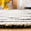Tapis en laine touffeté à la main Vedika-608350753
