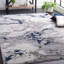 Tapis à motif abstrait Poppy-Louise-1128610451
