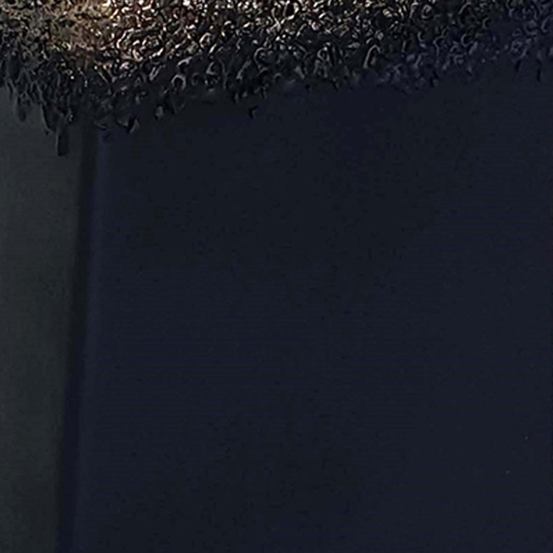 Bouteille Sean avec couvercle en pierre zéolite, verre noir-gris, aluminium doré 12 pouces