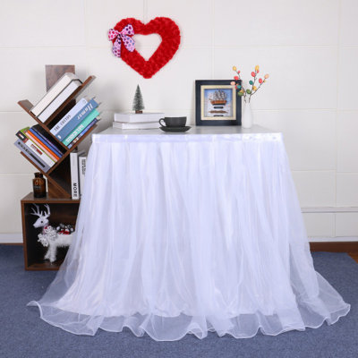 1 jupe de table en tulle 100X75cm