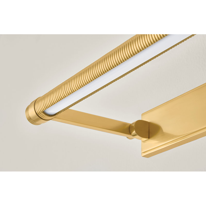 Havelock Table Lamp, Gold, 2.75" H x 18" W x 18" D