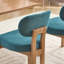 Chaises de salle à manger moelleuses-640818329