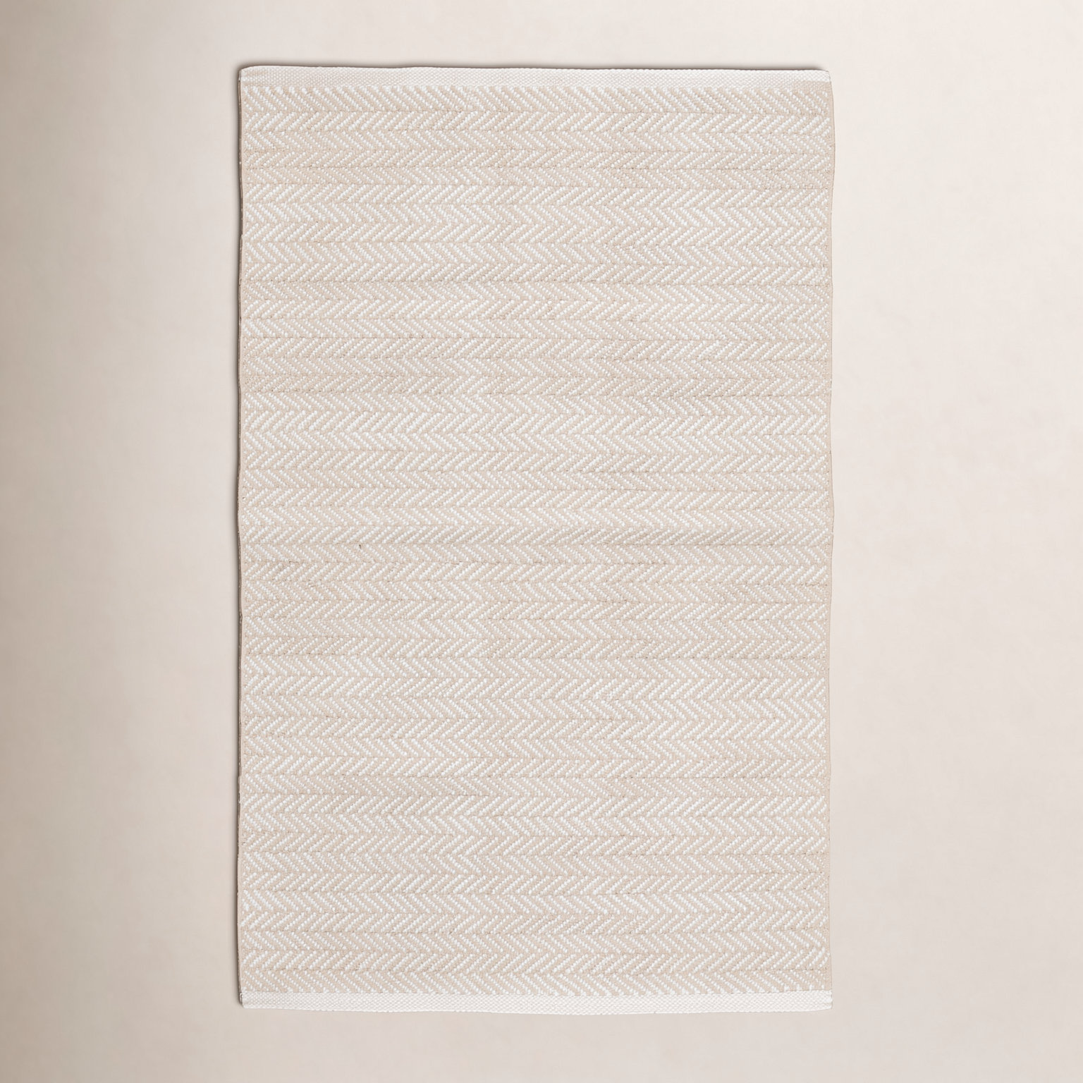 C3 Herringbone Linen White Outdoor Rug, Rectangle 5' x 8'