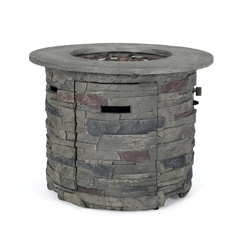 Outdoor 32-inch round propane fire pit