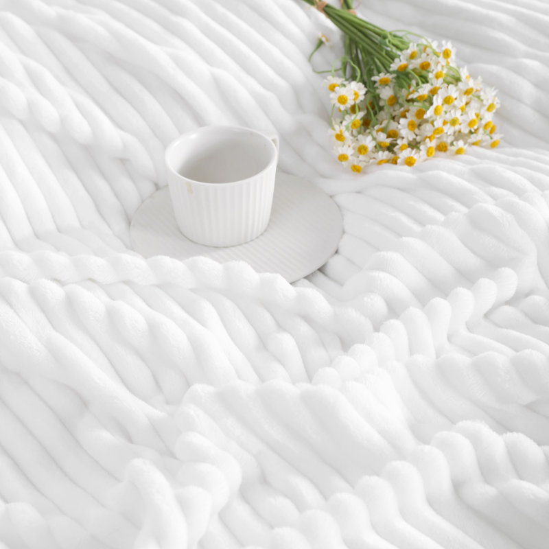 Couverture douce et légère en flanelle rayée, Blanc