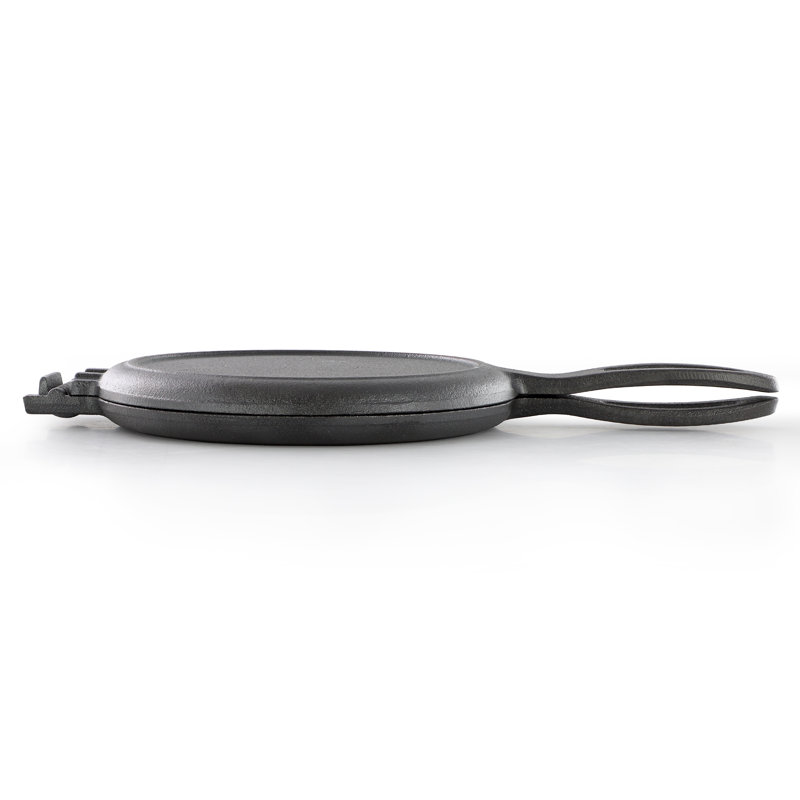 Megachef 6.7 Inch Round Cast Iron Pie Iron Outdoor/Camping Cookware with Long Handle
