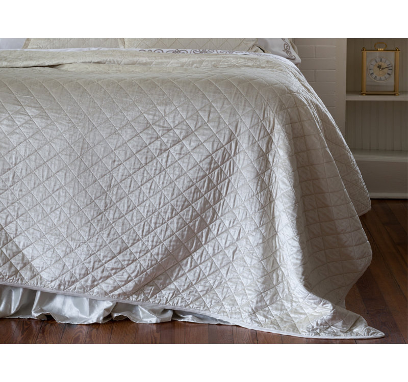 Chloe Champagne Velvet Diamond Quilted Queen Coverlet