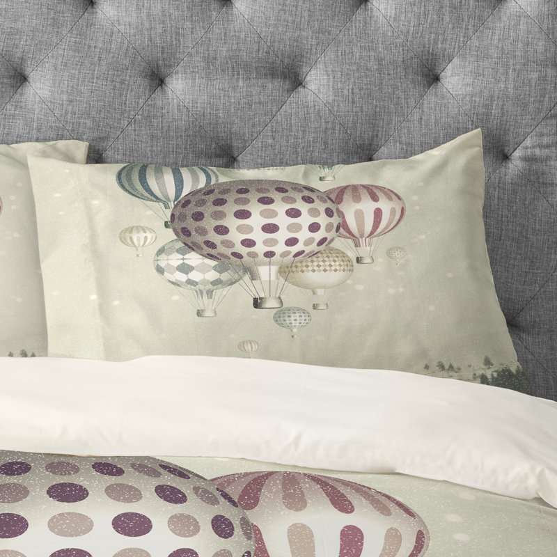Winter Dreamflight Pillowcase, Standard