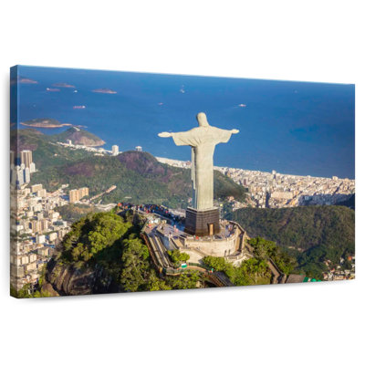 Kavia Christ The Redeemer Statue
