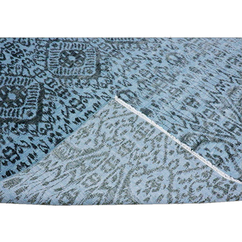 Area Rug in Gray, Rectangle 9' x 12'