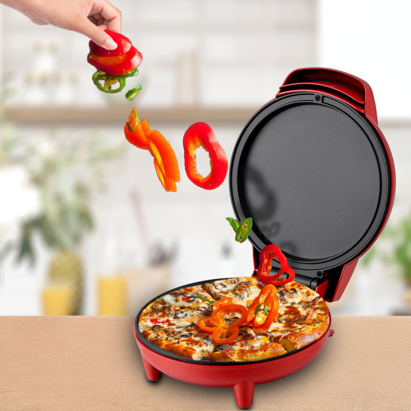 Courant Specialty Grill with Lid, Red