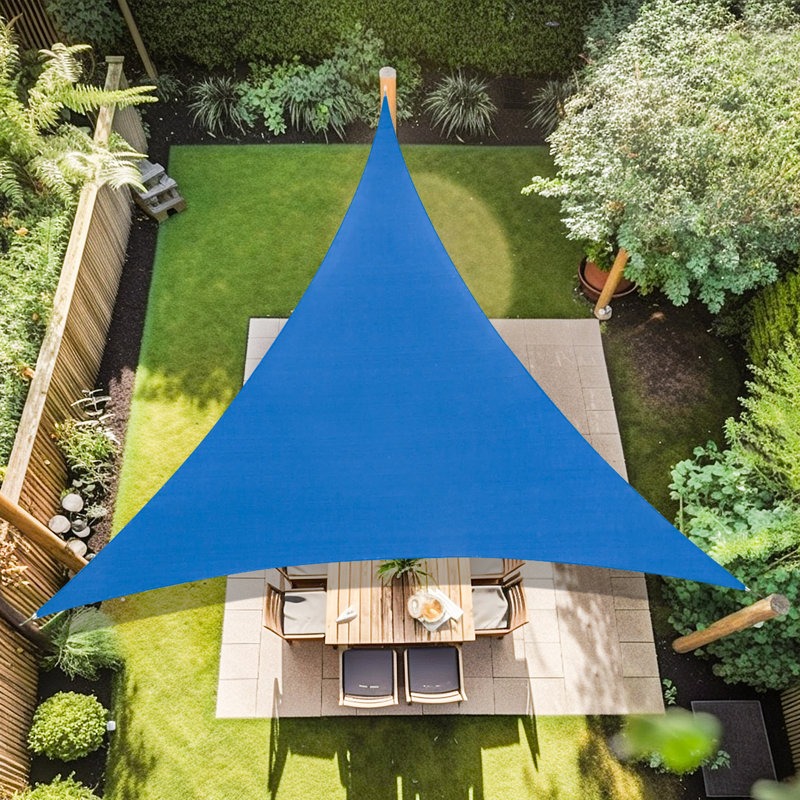 Personnaliser la voile d'ombrage triangulaire, Bleu ciel, H 20 pi x l 20 pi x P 20 pi