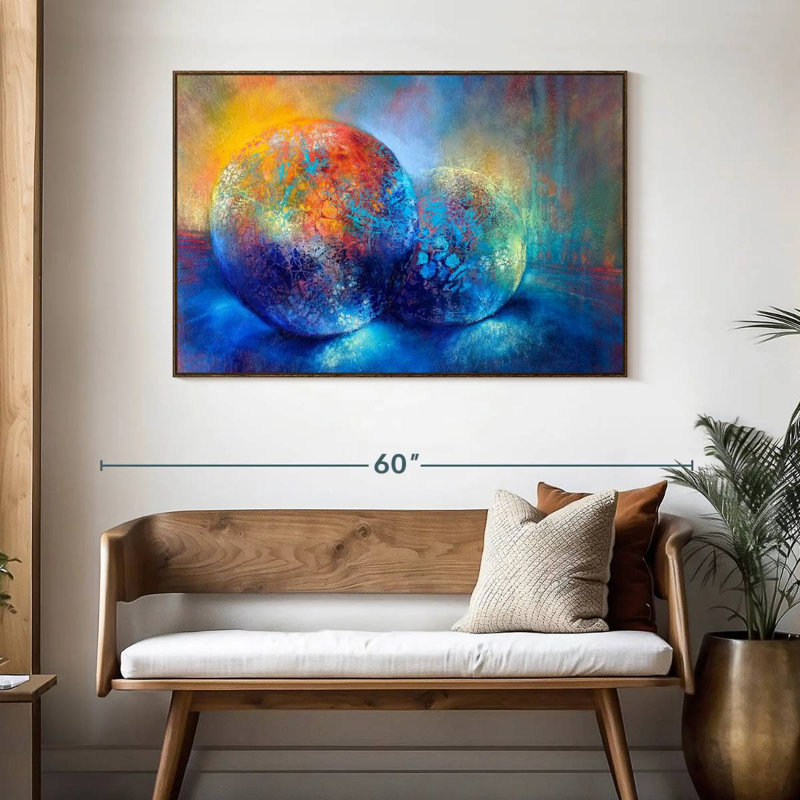 Petits trésors, 46 po x 31 po, Cadre flottant noyer