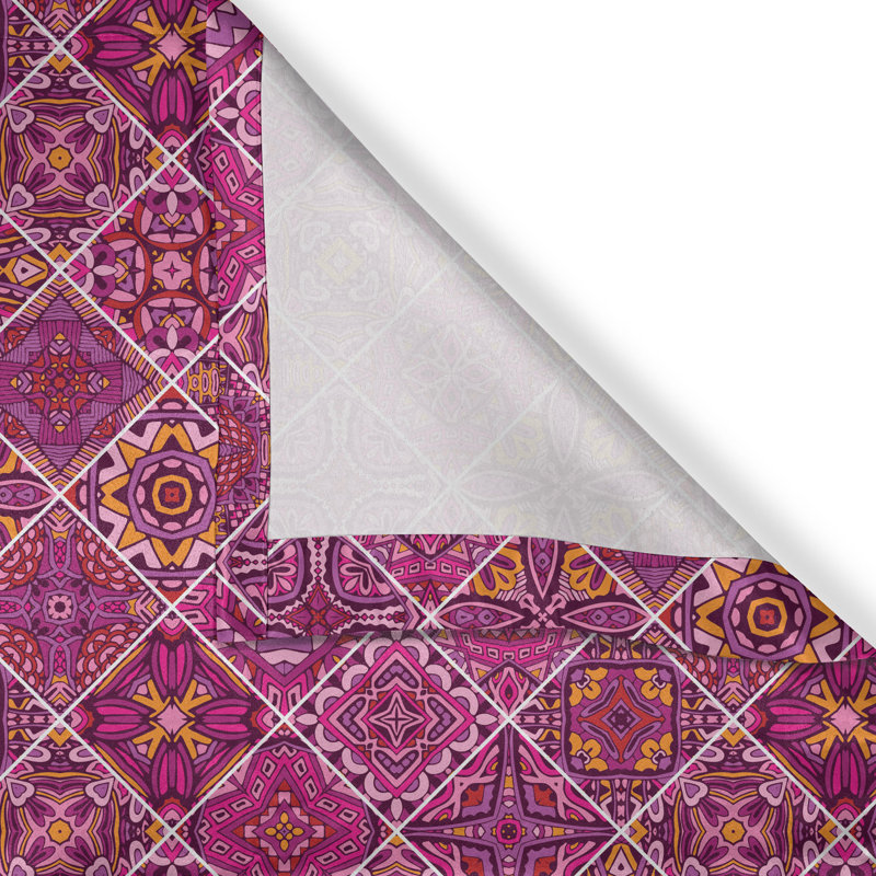 Rideau à œillets 2 panneaux East Urban Home Moroccan, 50 po x 120 po, magenta, souci souci, L 50 po x L 96 po
