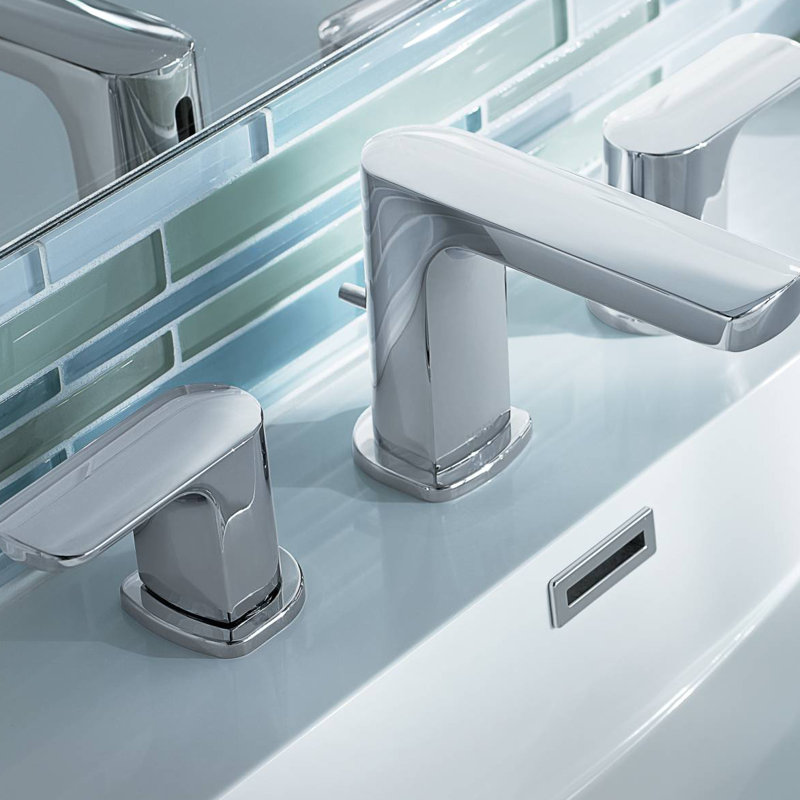 Rizon Widespread Bathroom Faucet with Drain Assembly, Chrome