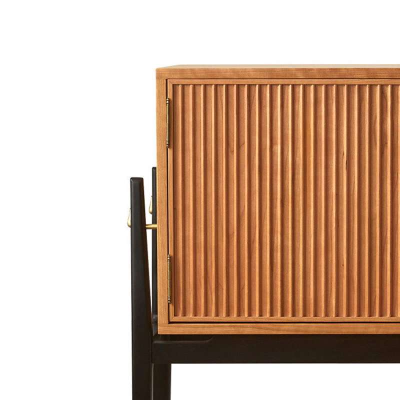 Armoire haute rétro
