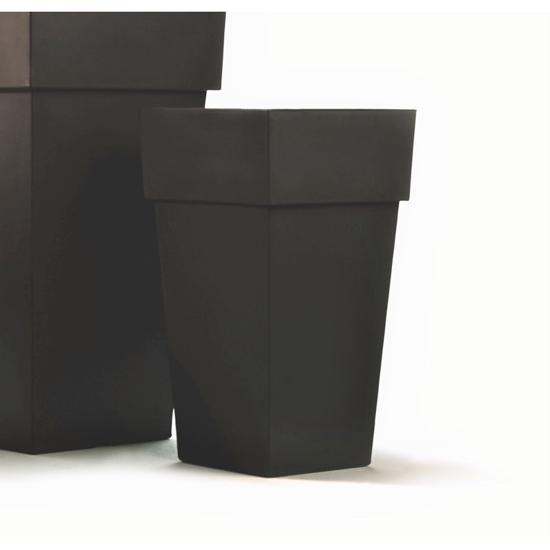 Planter, White, 28" H x 15" W x 15" D