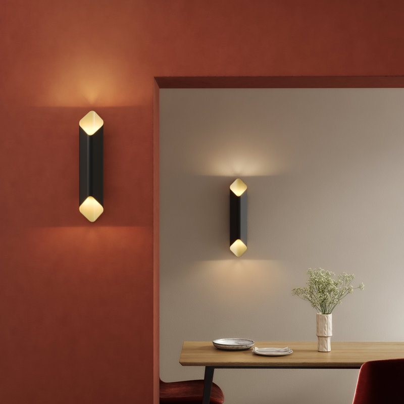 Ako 420 Phase, 23.62" H x 5.12" W x 3.46" D, Matte Black, 483 Lumens