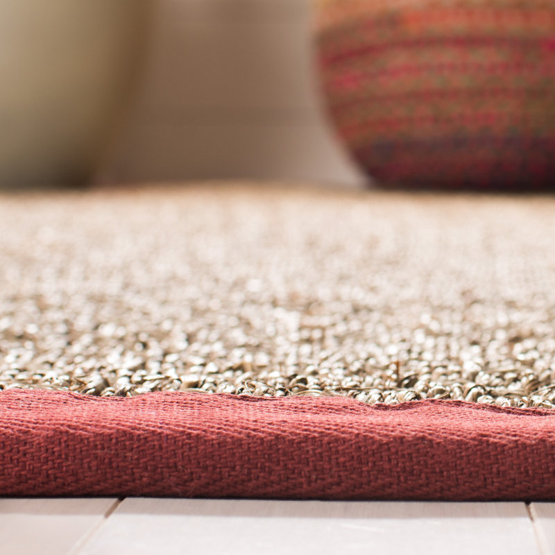 Debroh Natural / Red Fiber Seagrass Solid Color Rug, Round 3'
