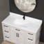 Dosseret de remplacement de 48 pouces sur une surface solide blanche